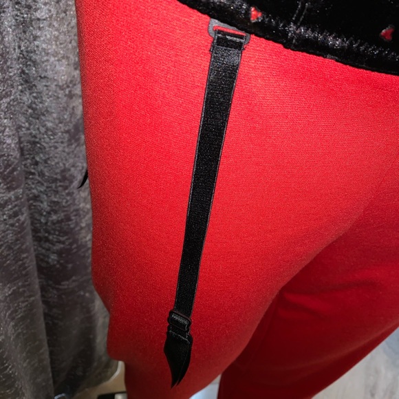 Vintage Black Velvet Corset with Red Hearts - Picture 9 of 11